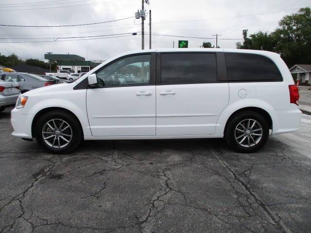 used 2016 Dodge Grand Caravan car, priced at $18,995