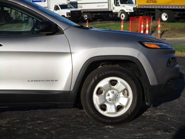 used 2016 Jeep Cherokee car, priced at $15,995