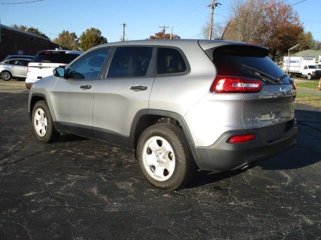 used 2016 Jeep Cherokee car, priced at $15,995