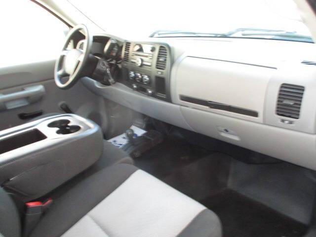 used 2009 Chevrolet Silverado 1500 car, priced at $15,000