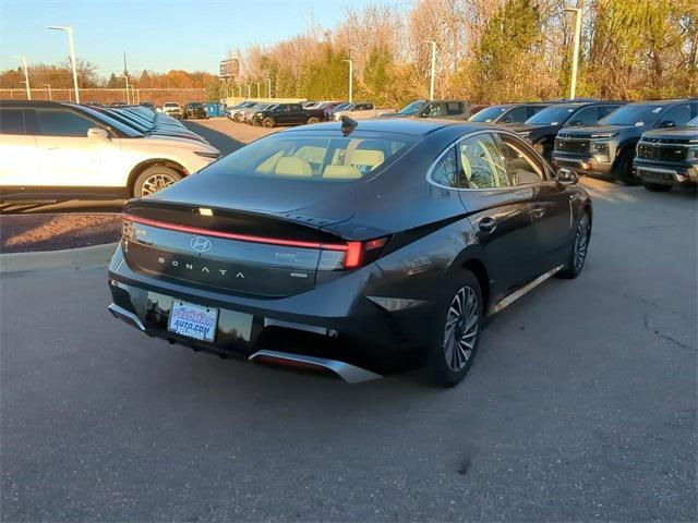 new 2024 Hyundai Sonata Hybrid car, priced at $32,545