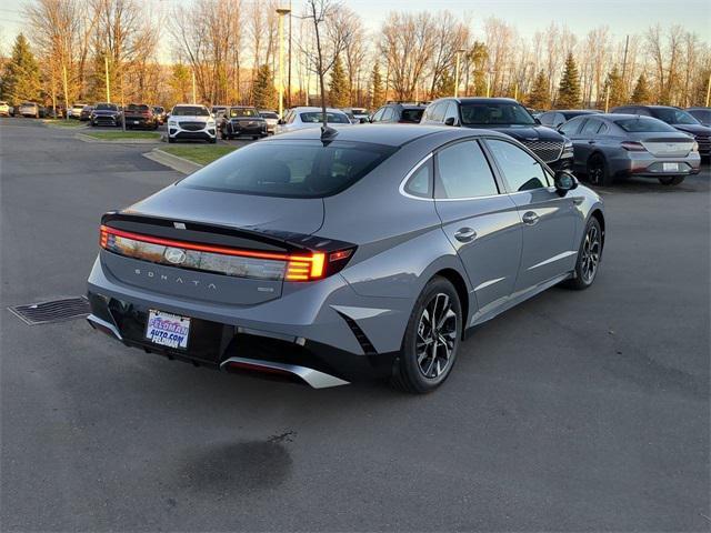 new 2025 Hyundai Sonata car, priced at $30,970