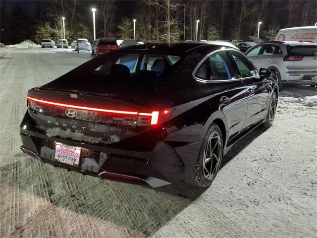 new 2025 Hyundai Sonata car, priced at $32,055