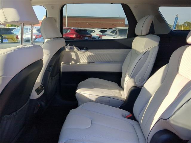 new 2025 Hyundai Palisade car, priced at $53,205