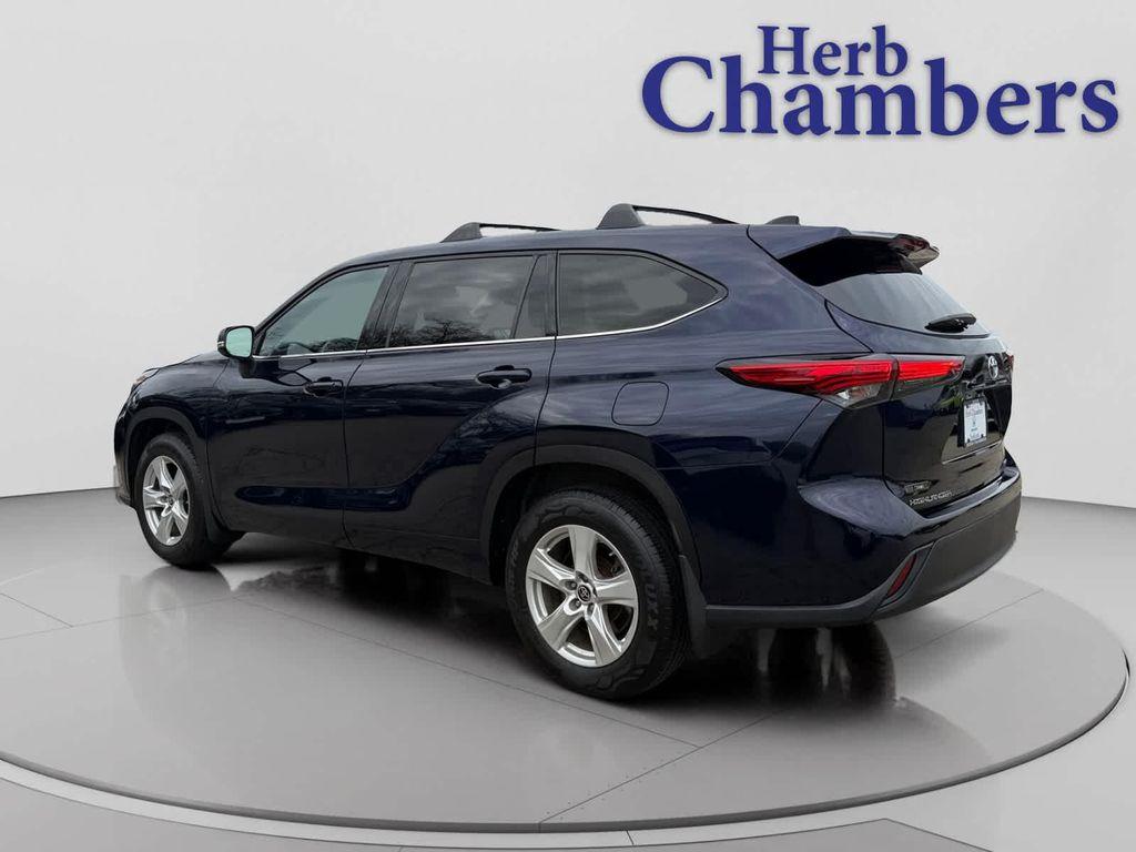 used 2022 Toyota Highlander car, priced at $26,488