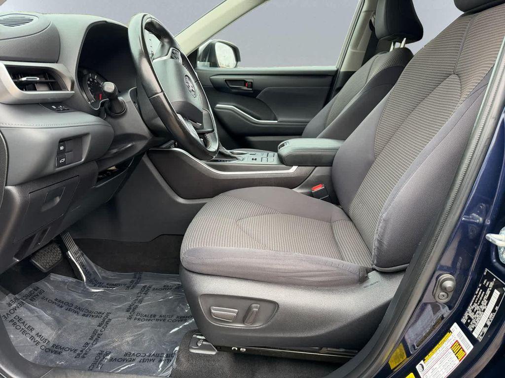used 2022 Toyota Highlander car, priced at $26,488