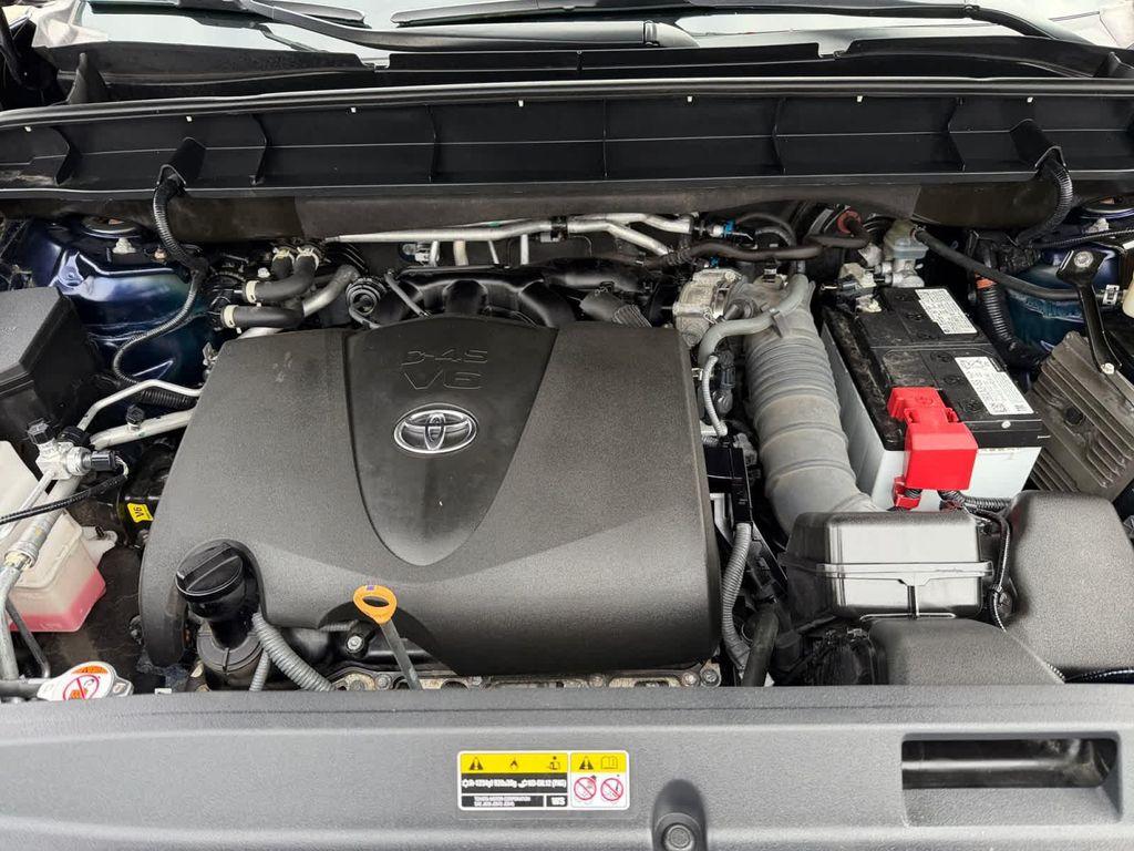 used 2022 Toyota Highlander car, priced at $26,488