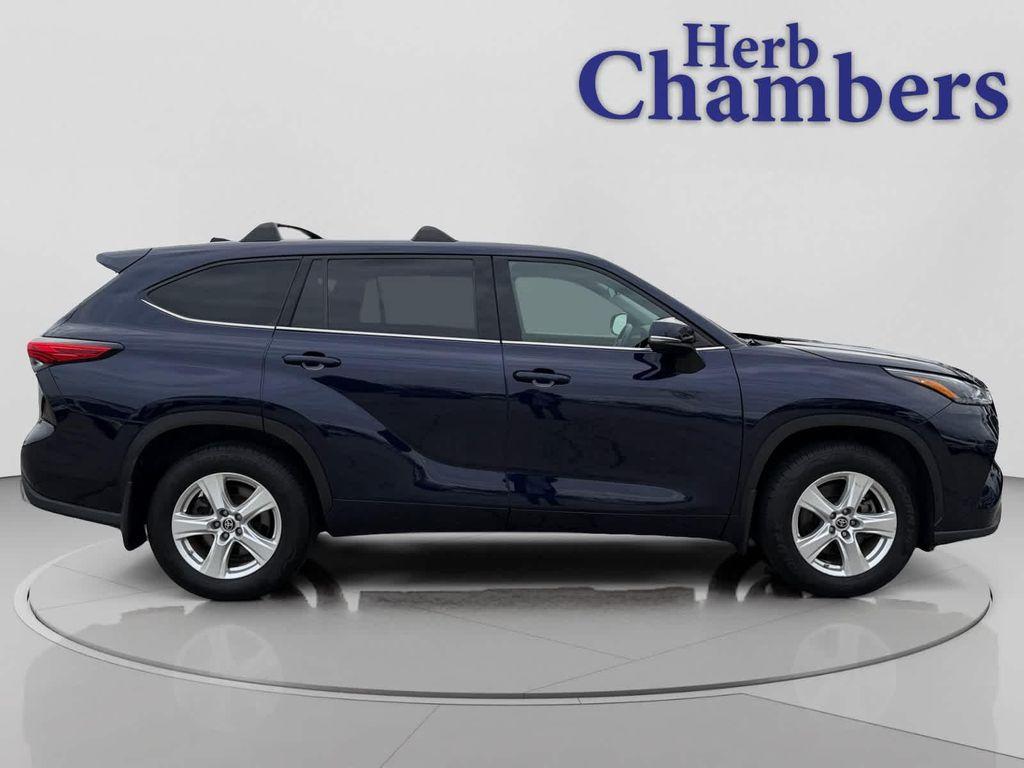 used 2022 Toyota Highlander car, priced at $26,488