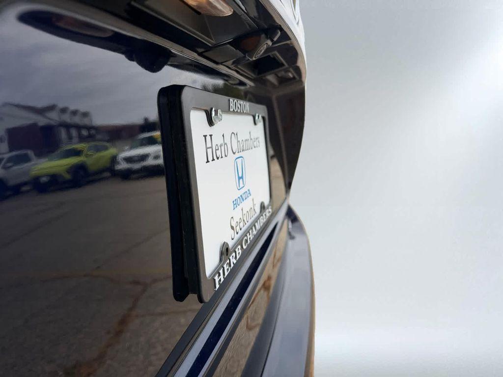 used 2022 Toyota Highlander car, priced at $26,488