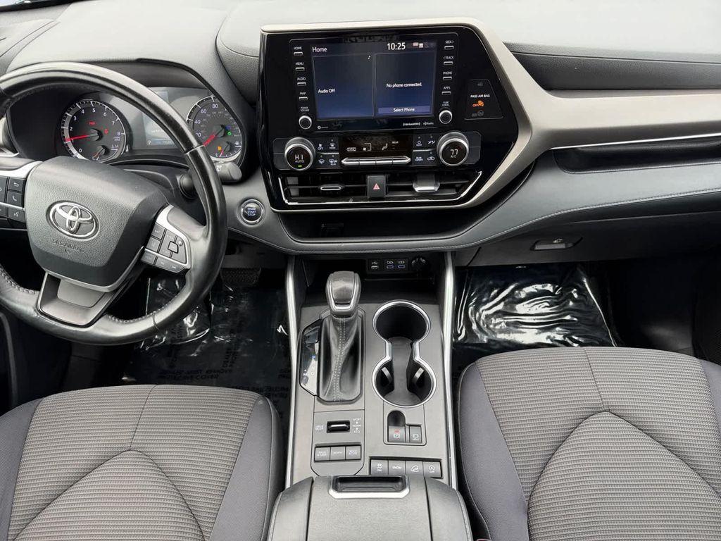 used 2022 Toyota Highlander car, priced at $26,488