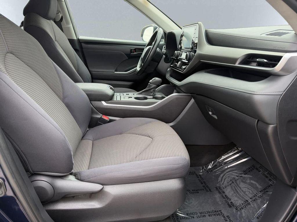used 2022 Toyota Highlander car, priced at $26,488