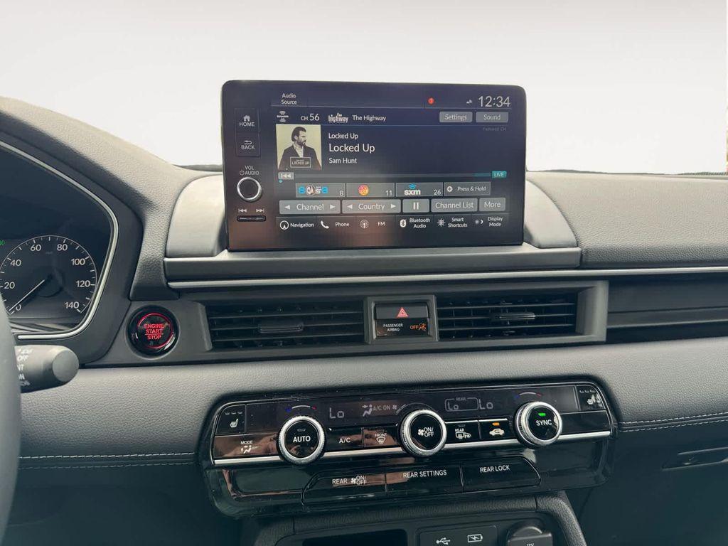 new 2025 Honda Pilot car, priced at $51,550