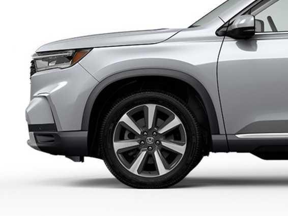 new 2025 Honda Pilot car, priced at $51,050