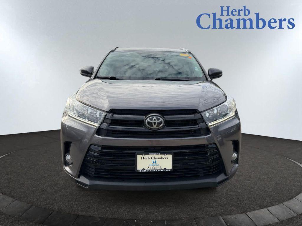 used 2018 Toyota Highlander car, priced at $22,467