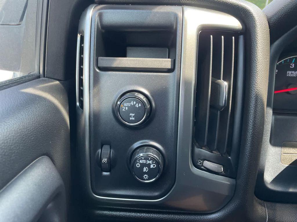 used 2018 Chevrolet Silverado 1500 car, priced at $30,467