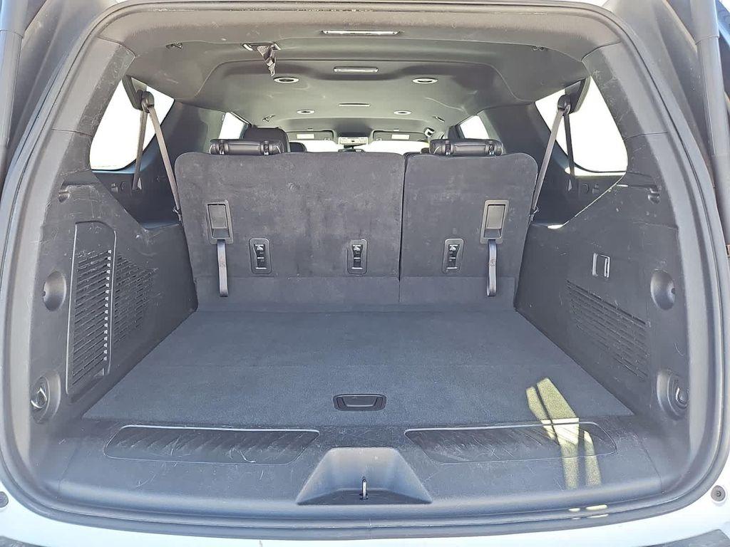 used 2023 GMC Yukon XL car, priced at $51,287