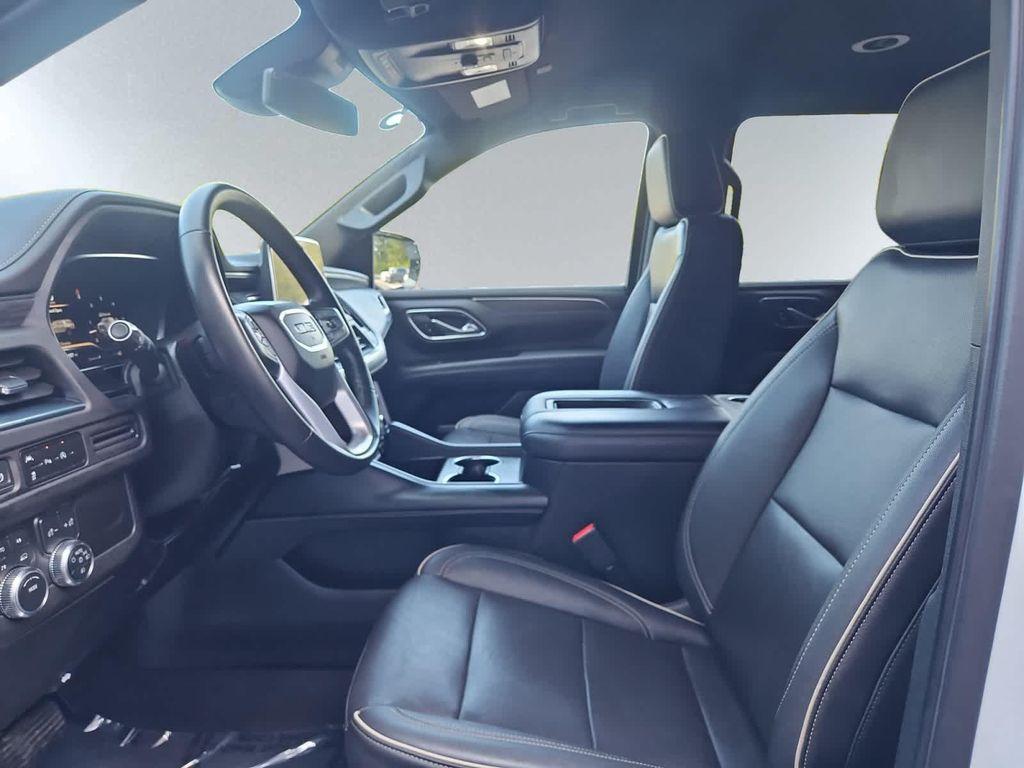 used 2023 GMC Yukon XL car, priced at $51,287