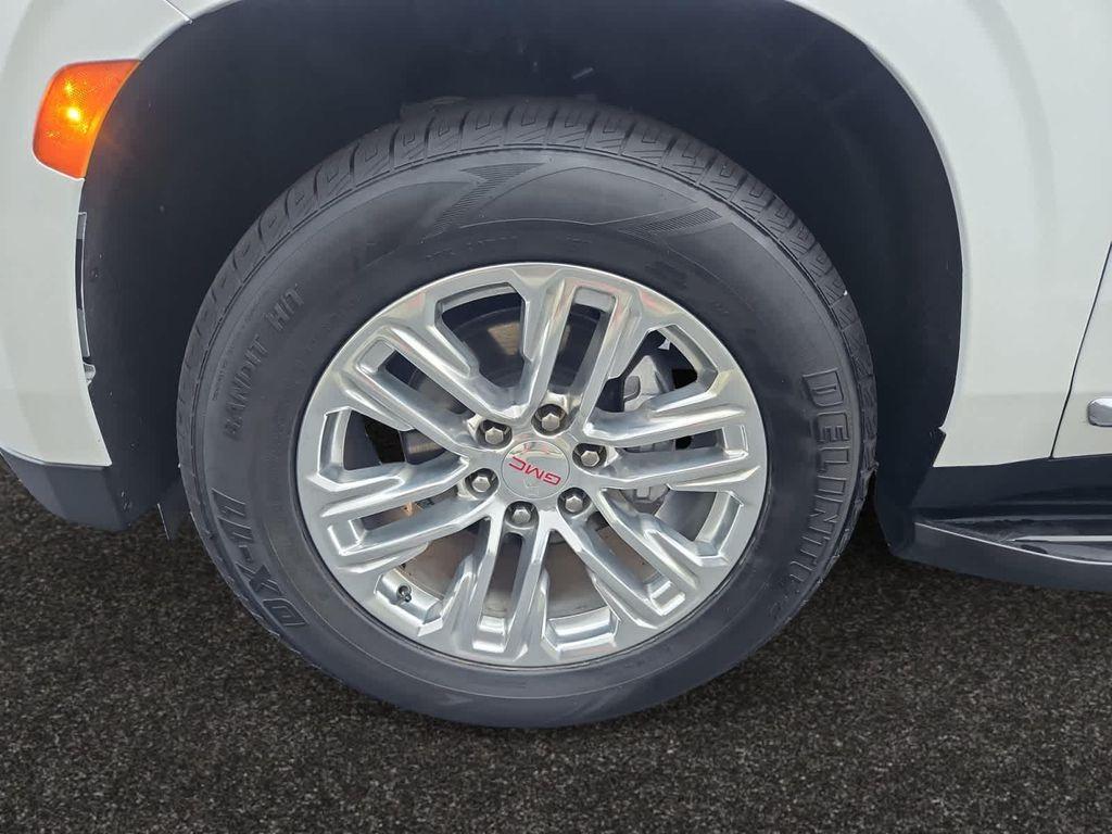 used 2023 GMC Yukon XL car, priced at $51,287