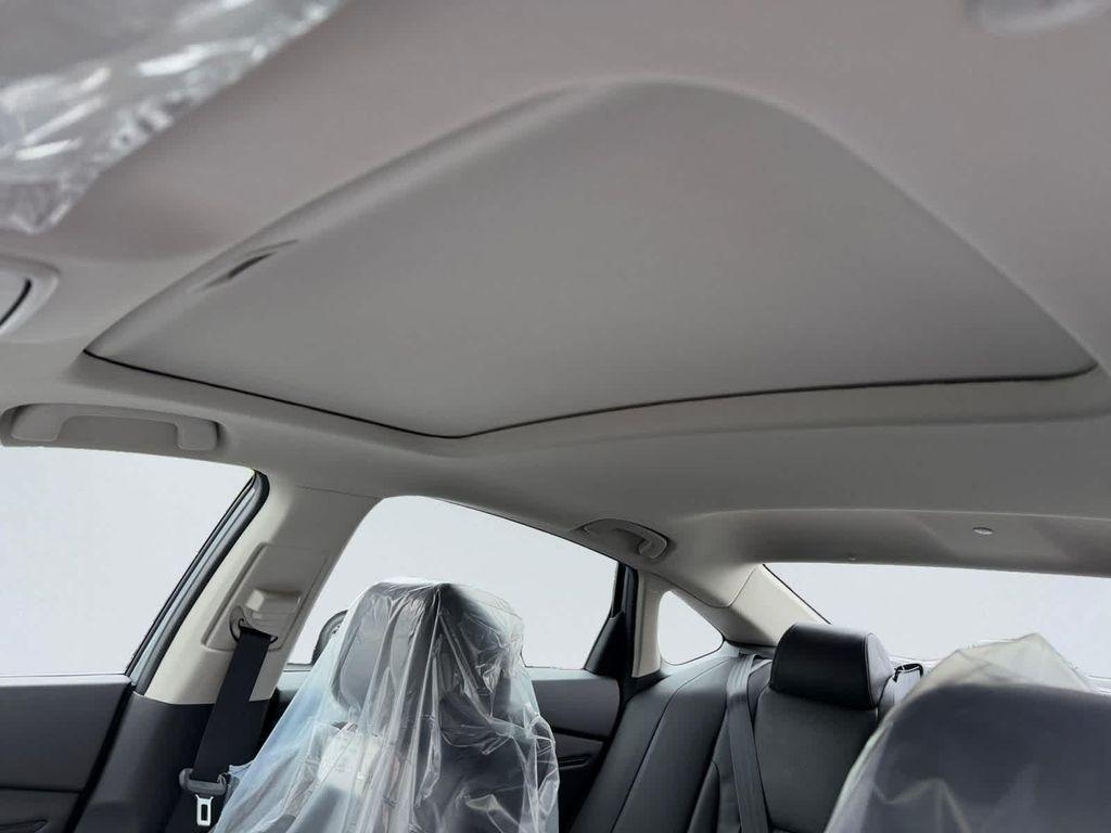 new 2025 Honda Accord Hybrid car, priced at $40,950