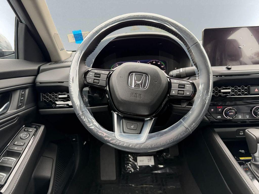 new 2025 Honda Accord Hybrid car, priced at $40,950