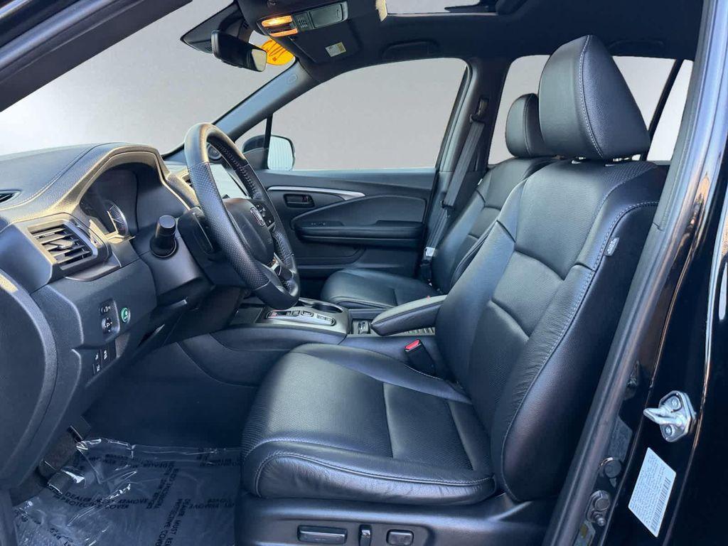 used 2023 Honda Passport car, priced at $34,987