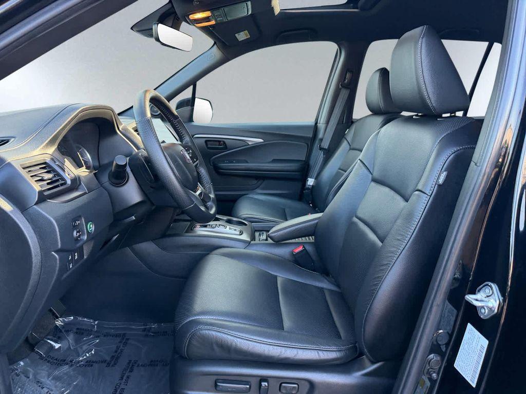 used 2023 Honda Passport car, priced at $34,987
