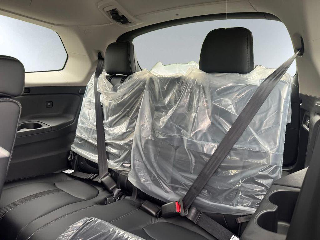 new 2025 Honda Pilot car, priced at $47,095