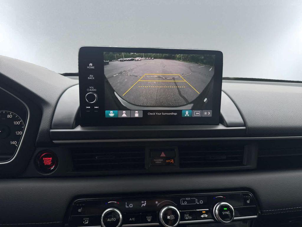 new 2025 Honda Pilot car, priced at $47,095