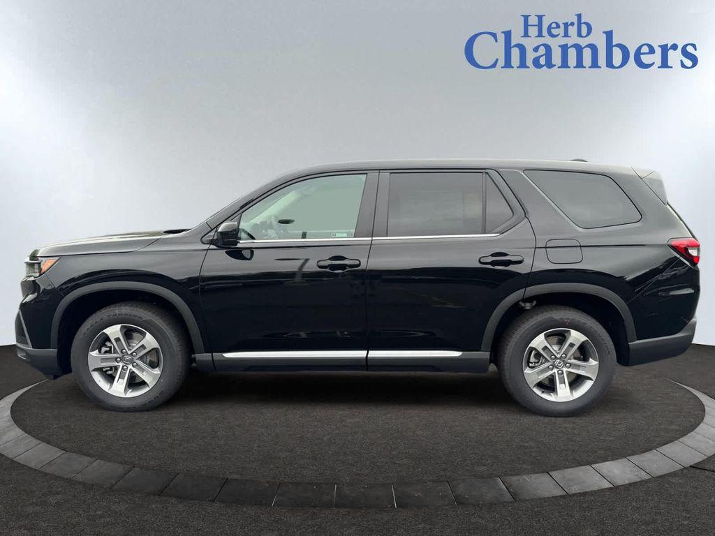 new 2025 Honda Pilot car, priced at $47,095