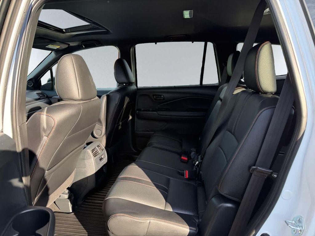 used 2022 Honda Pilot car, priced at $34,467