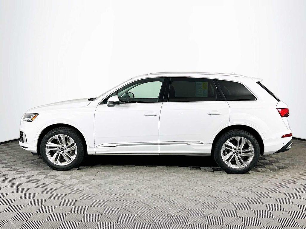 used 2023 Audi Q7 car, priced at $41,799