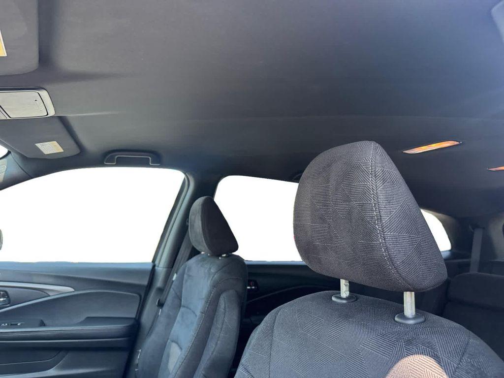 used 2022 Honda Pilot car, priced at $31,488
