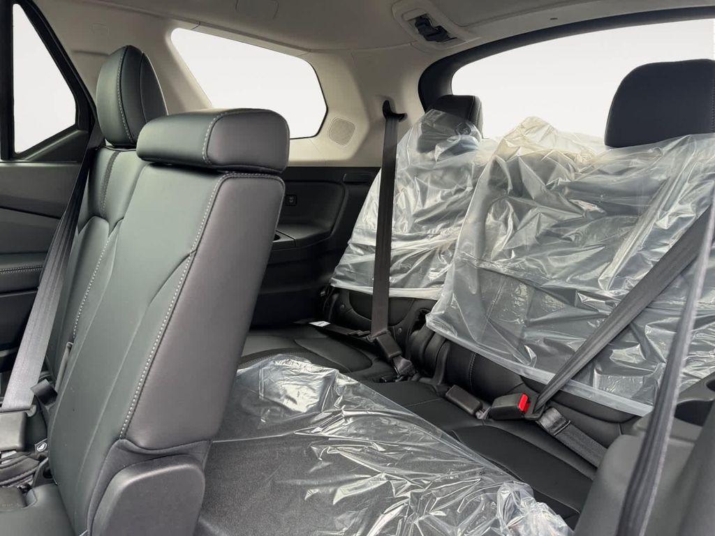 new 2025 Honda Pilot car, priced at $51,095