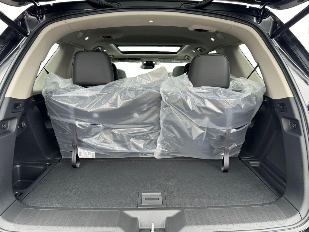 new 2025 Honda Pilot car, priced at $51,095