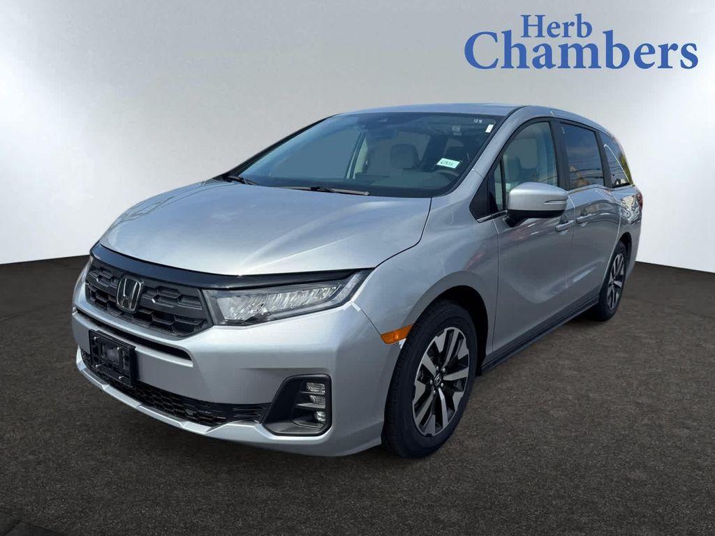 new 2026 Honda Odyssey car, priced at $44,290