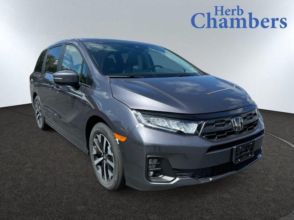 new 2026 Honda Odyssey car, priced at $44,290