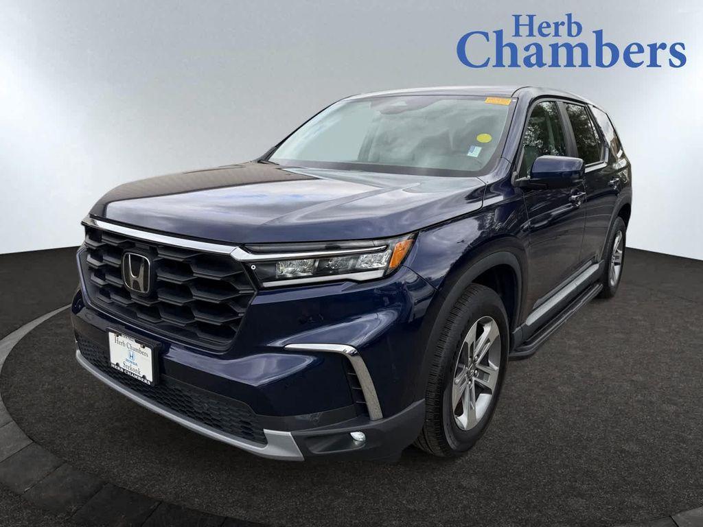 used 2023 Honda Pilot car, priced at $37,987