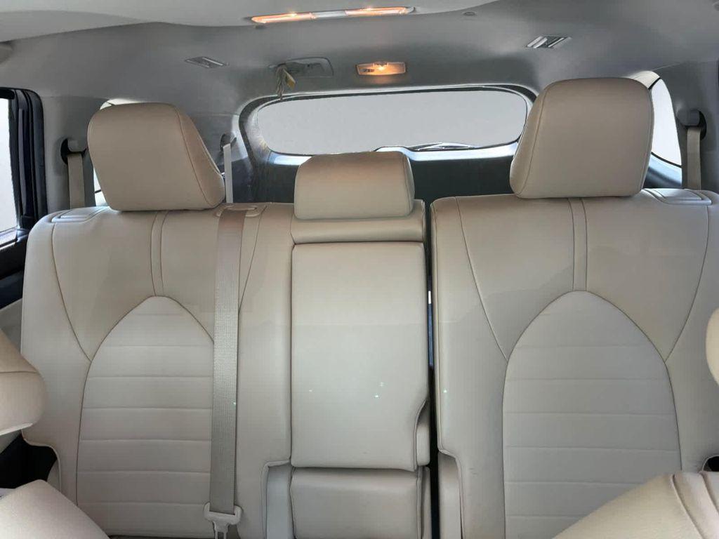 used 2022 Toyota Highlander car, priced at $32,968
