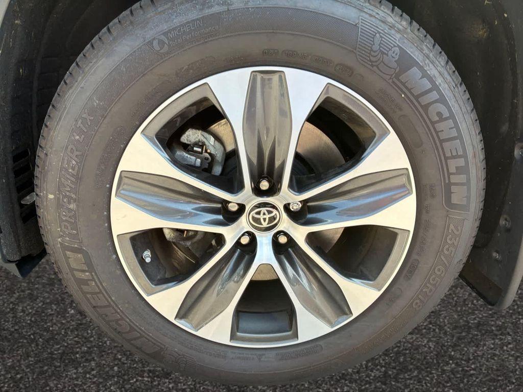 used 2022 Toyota Highlander car, priced at $32,968