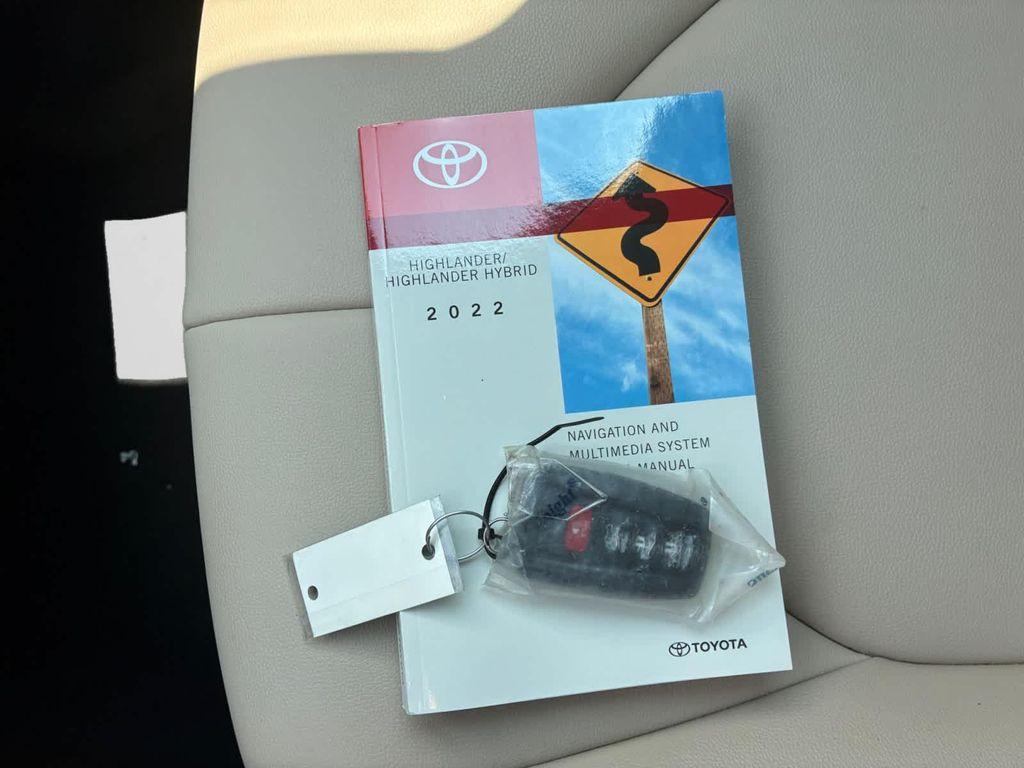 used 2022 Toyota Highlander car, priced at $32,968