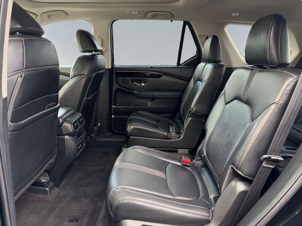used 2023 Honda Pilot car, priced at $39,987