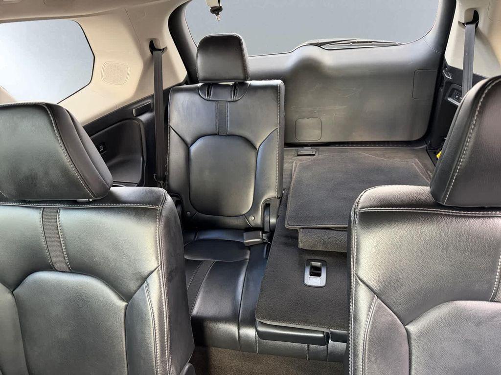 used 2023 Honda Pilot car, priced at $39,987