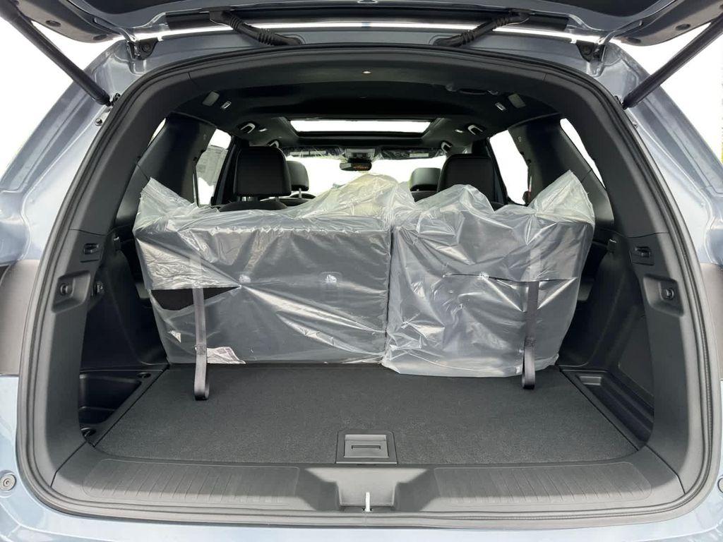 new 2025 Honda Pilot car, priced at $51,305