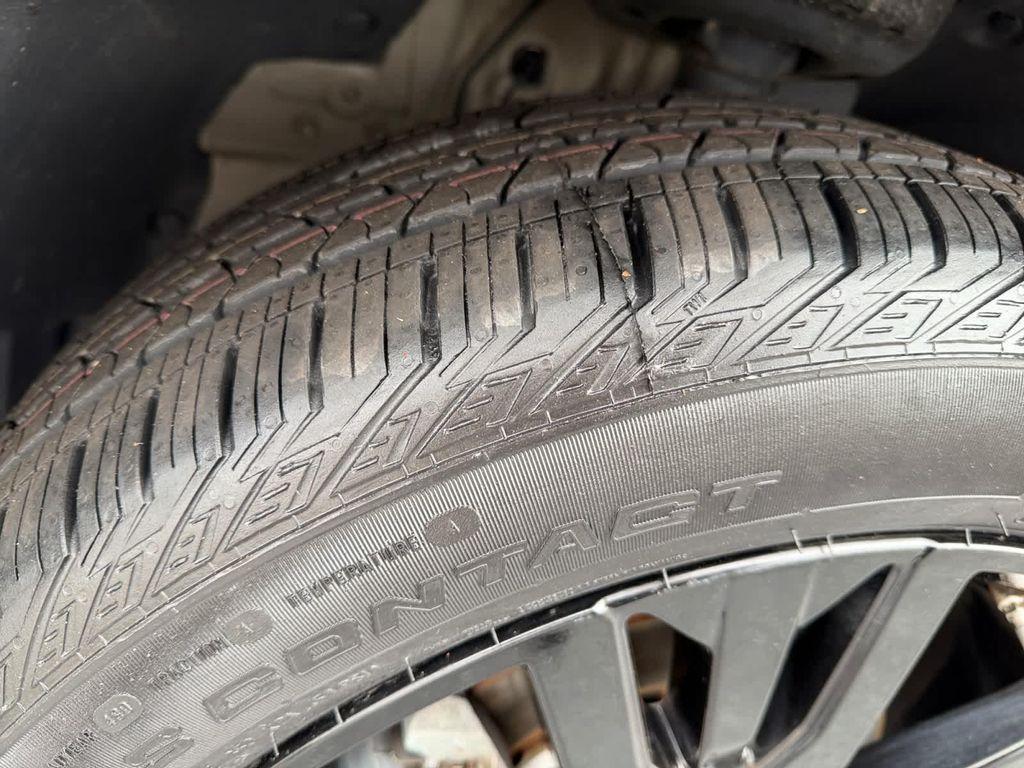 used 2022 Honda Pilot car, priced at $31,987