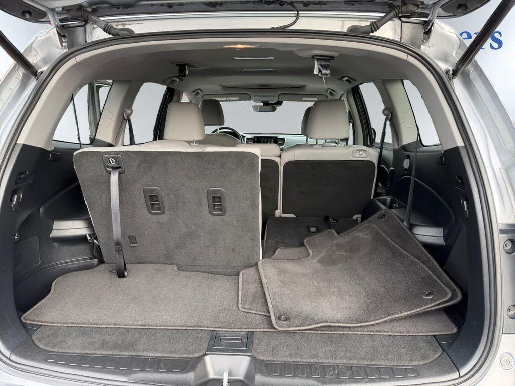 used 2022 Honda Pilot car, priced at $31,987