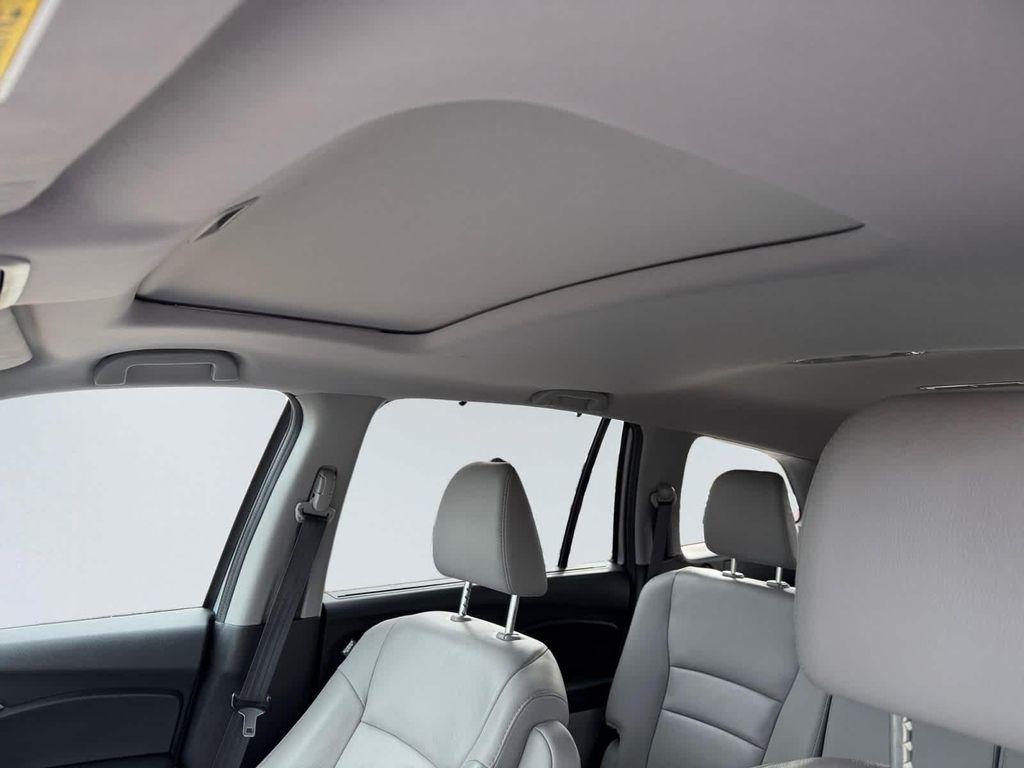 used 2022 Honda Pilot car, priced at $31,987