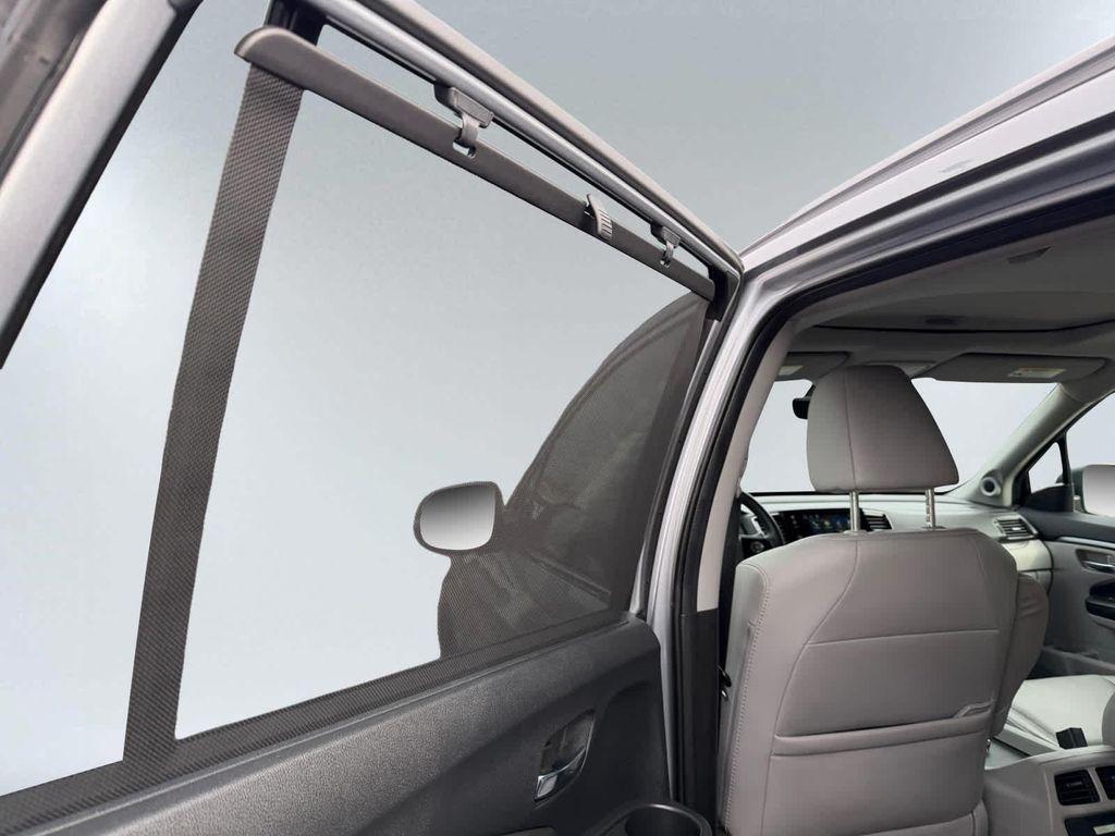 used 2022 Honda Pilot car, priced at $31,987