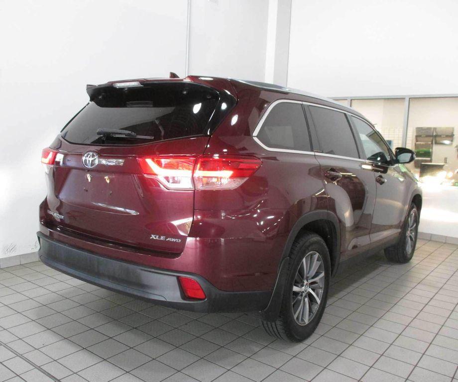 used 2019 Toyota Highlander car, priced at $22,257