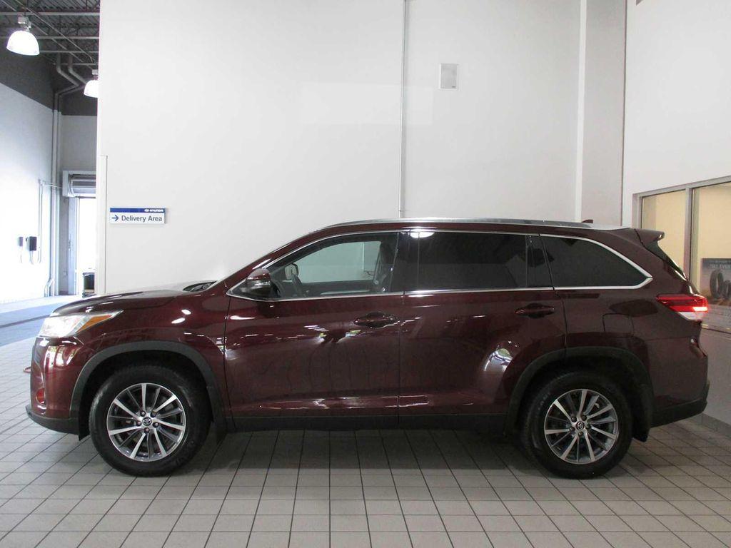 used 2019 Toyota Highlander car, priced at $22,257