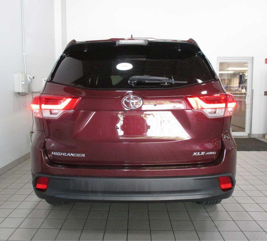 used 2019 Toyota Highlander car, priced at $22,257